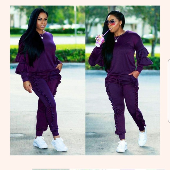 Two-Piece Ruffled set - Picture 3 of 3